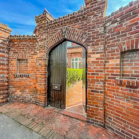 *re9bc* For Your Relaxed & Cosy + Free Parking + Free Fast Wifi * * Leeds