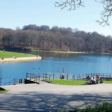 *re9bc* For Your Relaxed & Cosy + Free Parking + Free Fast Wifi * Homestay szállás Leeds