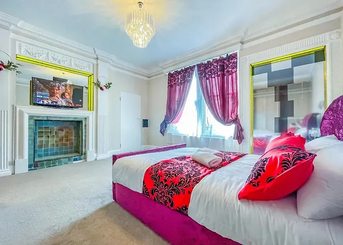 Проживання в сім'ї *re9bc* For Your Relaxed & Cosy + Free Parking + Free Fast Wifi * *